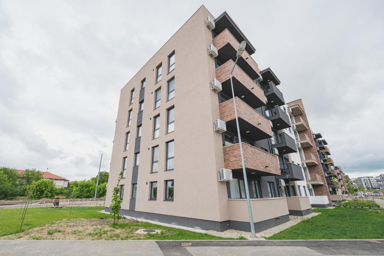 Serene Flat Apartment Oradea Exterior photo